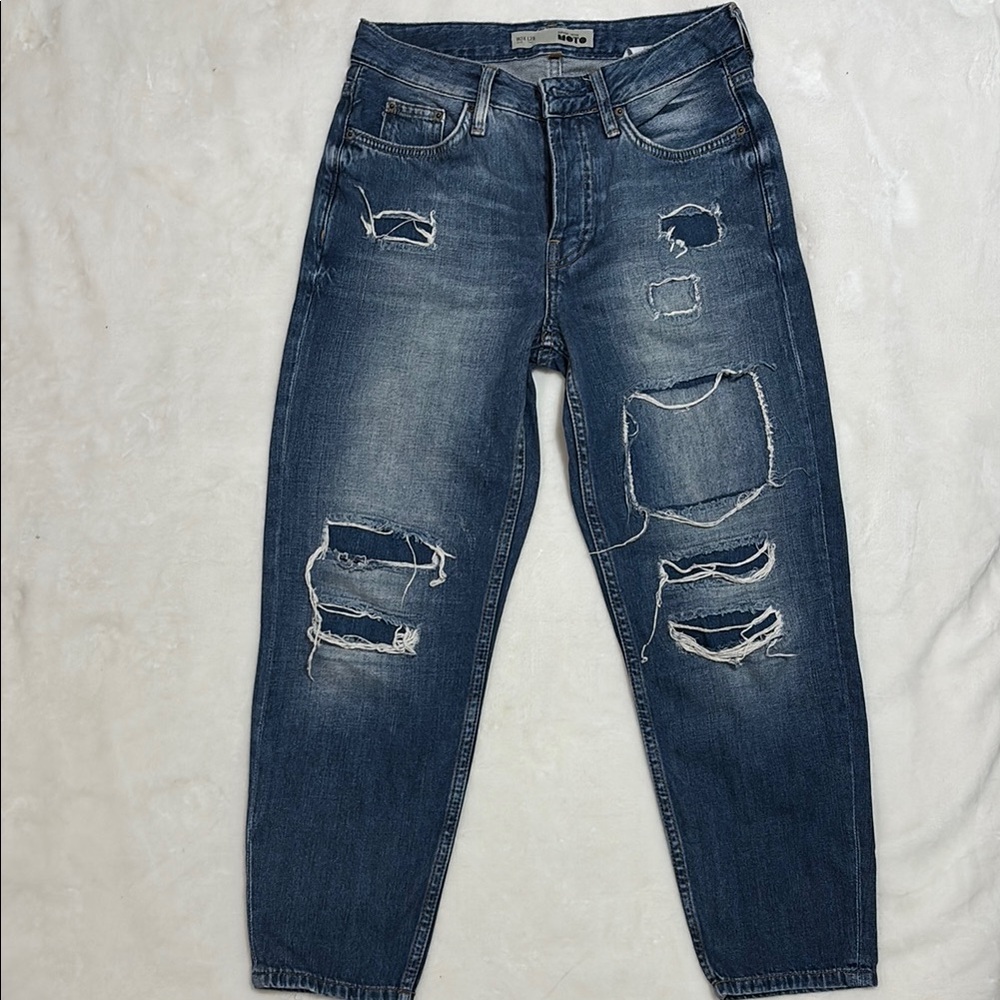 Womens Distressed Blue Jeans W24,L28